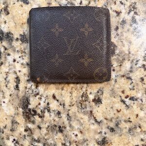 Loved Louis Vuitton wallet